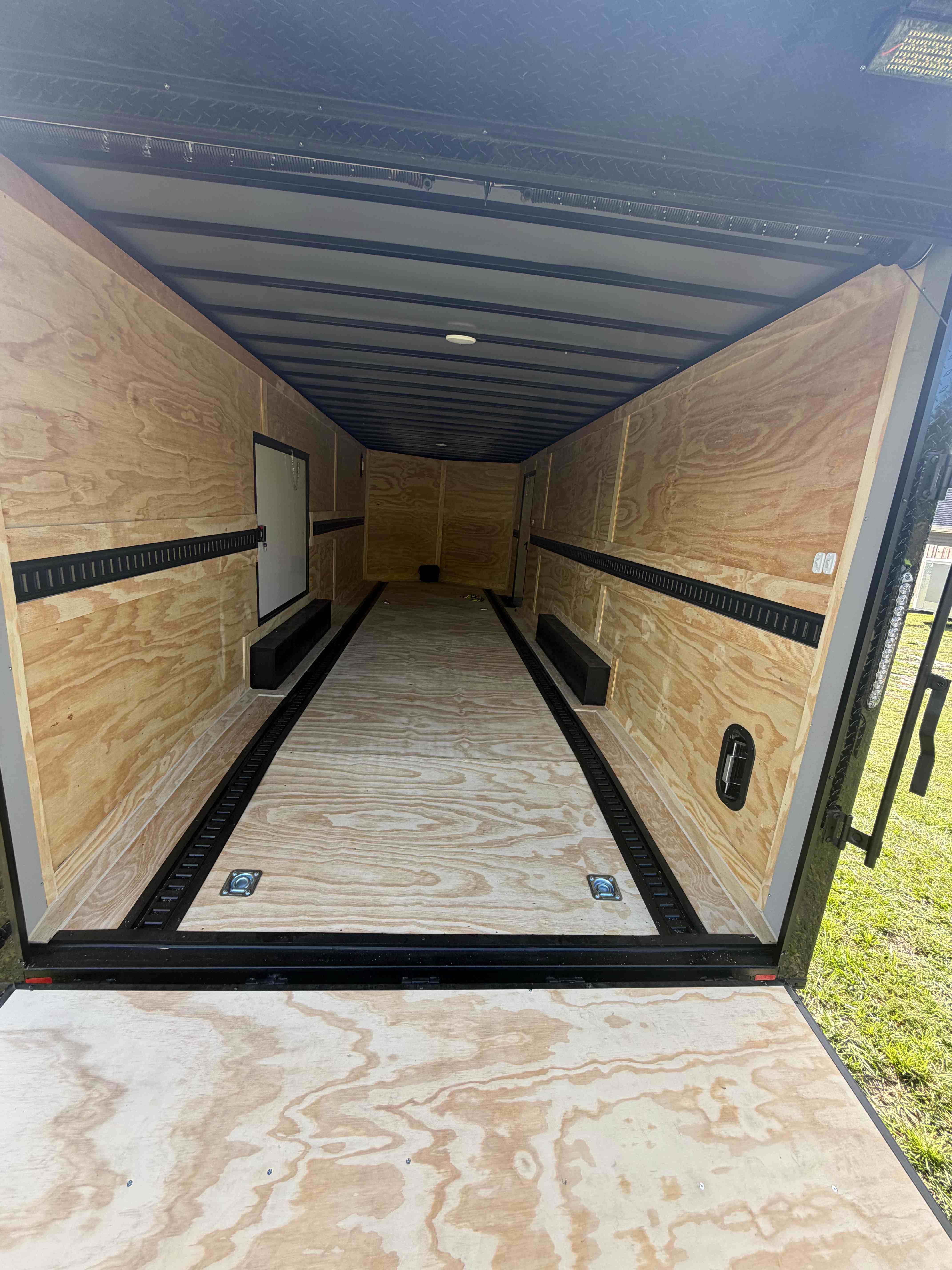 8.5x24 Enclosed Trailer for rent in Ellabell, GA — photo 3