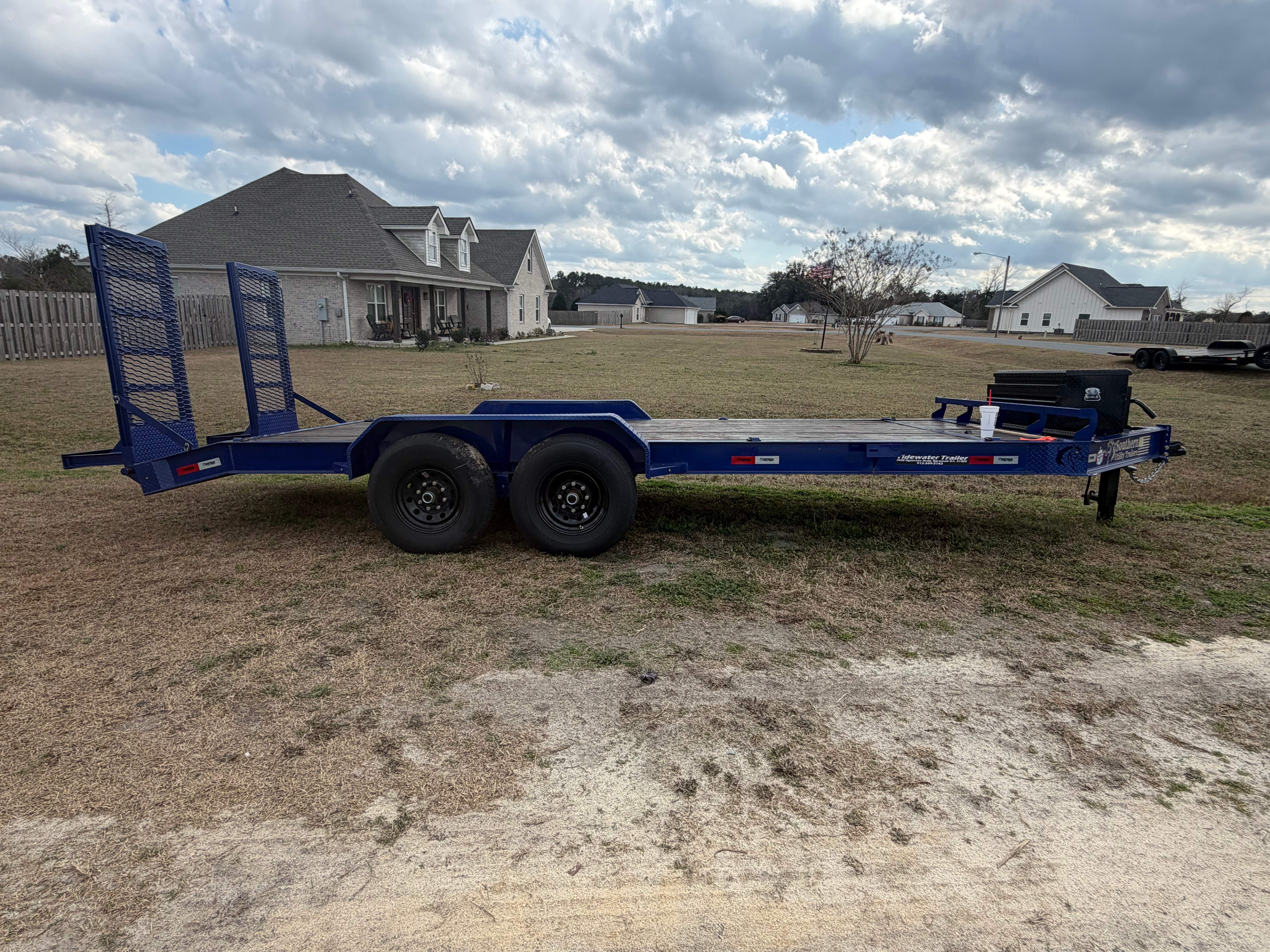 Equipment Trailers rental in Ellabell, GA — HAPPY HITCH Trailer Rentals